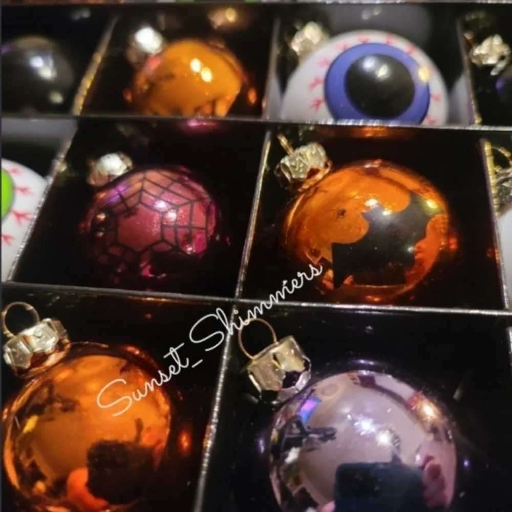 36pc Halloween eyeball spider web bat 1.5
